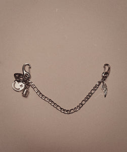 CUSTOM BELT LOOP CHAIN